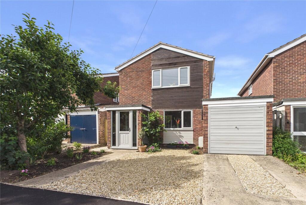 Main image of property: Packers Hill, Upton-upon-Severn, Worcester, Worcestershire, WR8