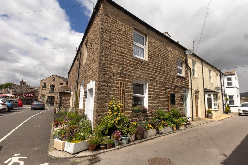Main image of property: Mount View, Hawes