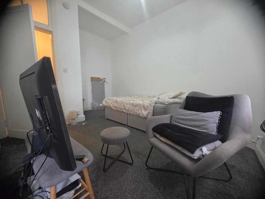 Main image of property: Glasgow Road, Glasgow, G72