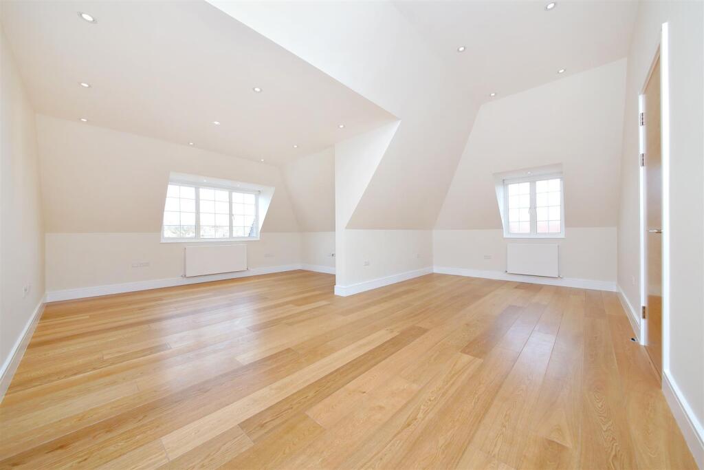 Main image of property: Beechcroft Avenue, Golders Green, London, NW11