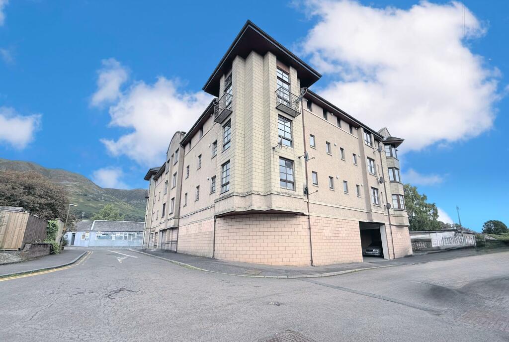 Main image of property: 7 Arthur Bett Court, Tillicoultry, Clackmannanshire, FK13 6DW