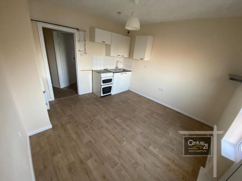 Main image of property: |R214892|, Shirley Road, Southampton, SO15 3HW