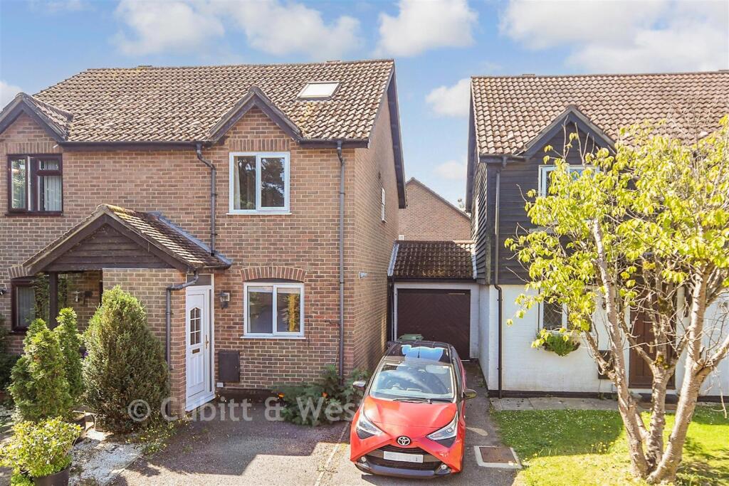 Main image of property: Castle Rise, Uckfield, East Sussex