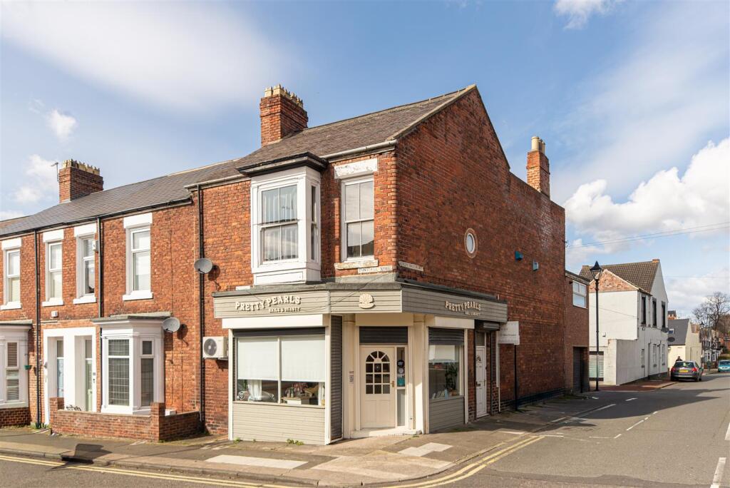 Main image of property: Tunstall Vale, Sunderland, Tyne and Wear