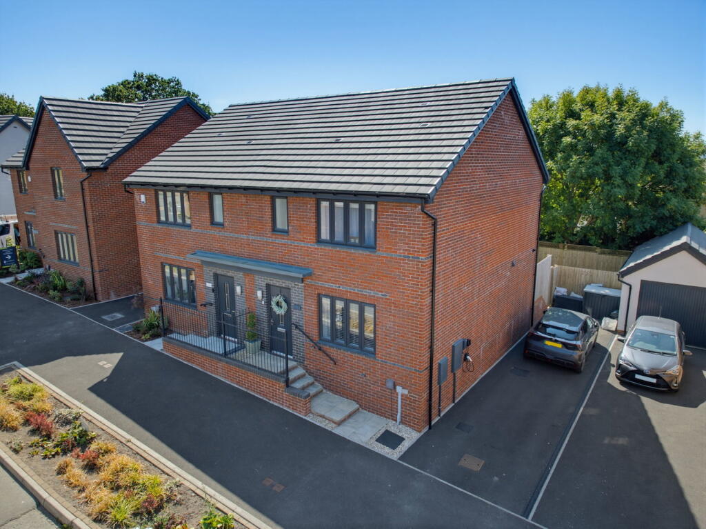 Main image of property: Thistle Street, Penllergaer, SA4 9FR
