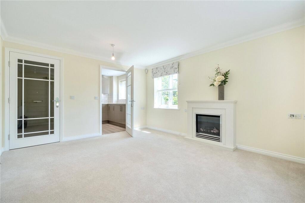 Main image of property: 36 Yeats Lodge, Thame