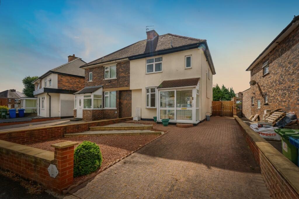 Main image of property: Borough Road, Tamworth, Staffordshire, B79
