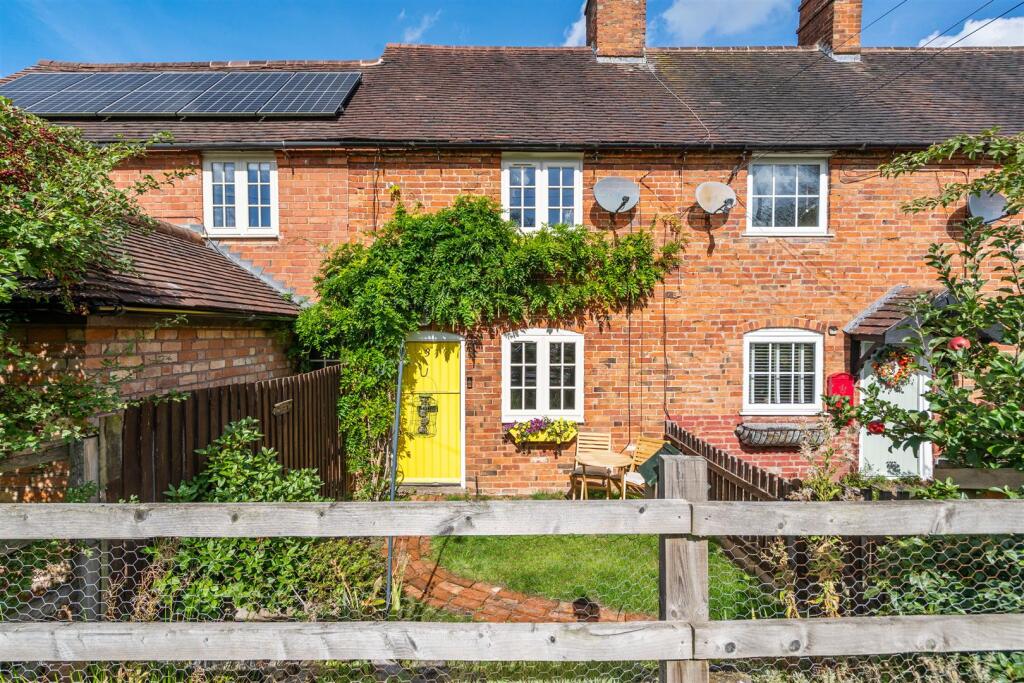 Main image of property: Apple Tree Cottages, Old Warwick Road, Rowington