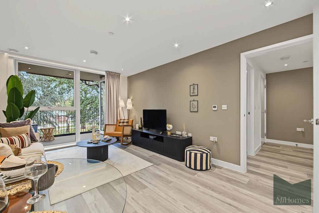 Main image of property: Link Drive, Hatfield, AL10