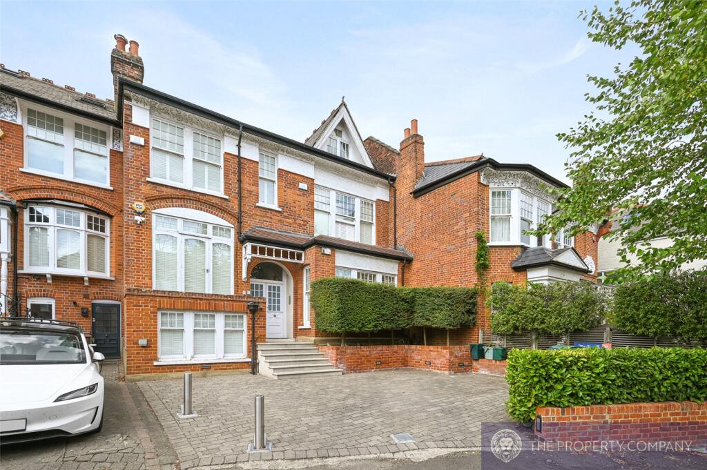 Main image of property: Dukes Avenue, Muswell Hill, London, N10