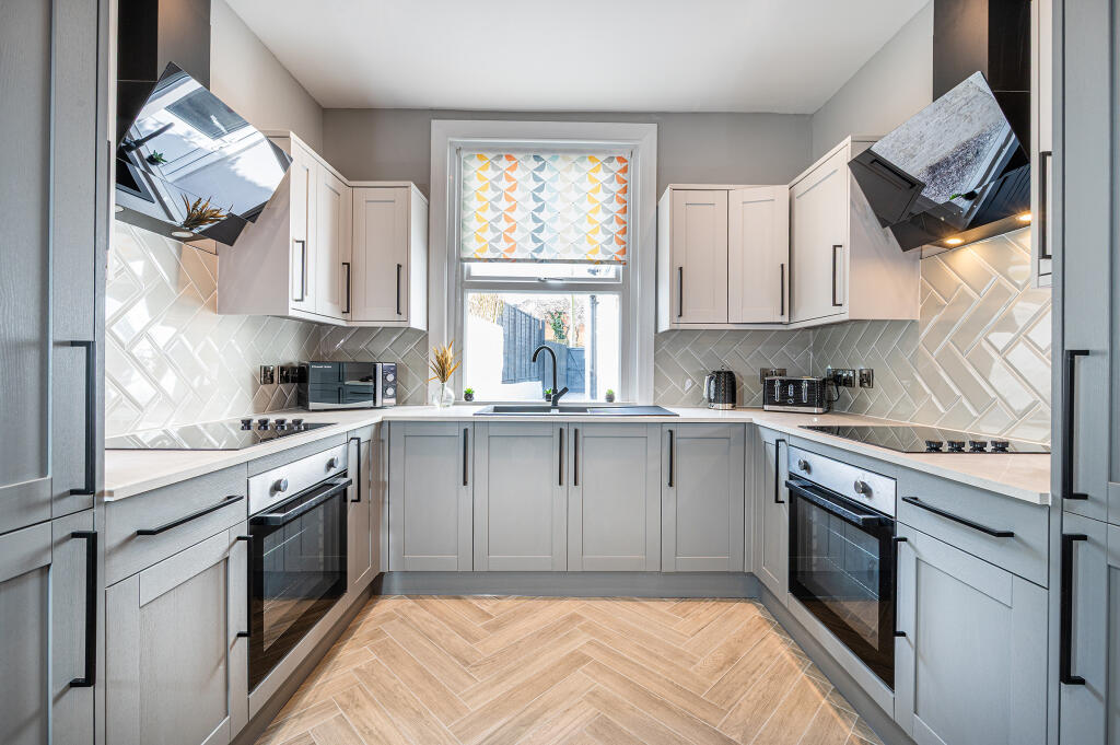 Main image of property: Prospect Hill, Old Town, Swindon
