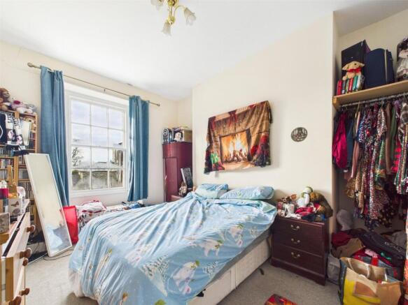 Flat 2 Bedroom