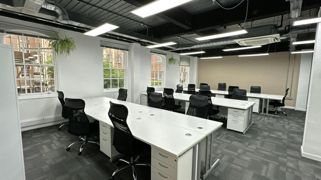 2 Bath Place London EC2A 3dr  suite 12_4.jpg