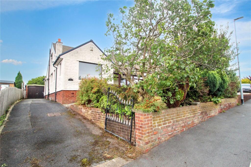 Main image of property: West Lodge Crescent, Huddersfield, West Yorkshire, HD2