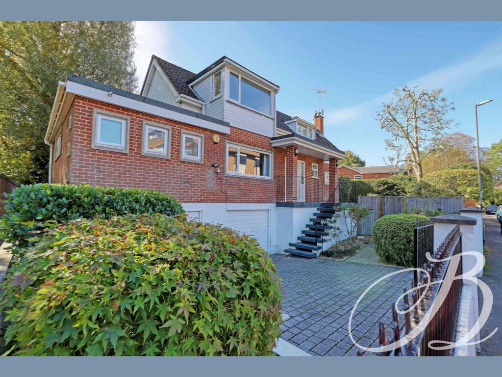 Main image of property: Ray Park Road, Maidenhead, SL6