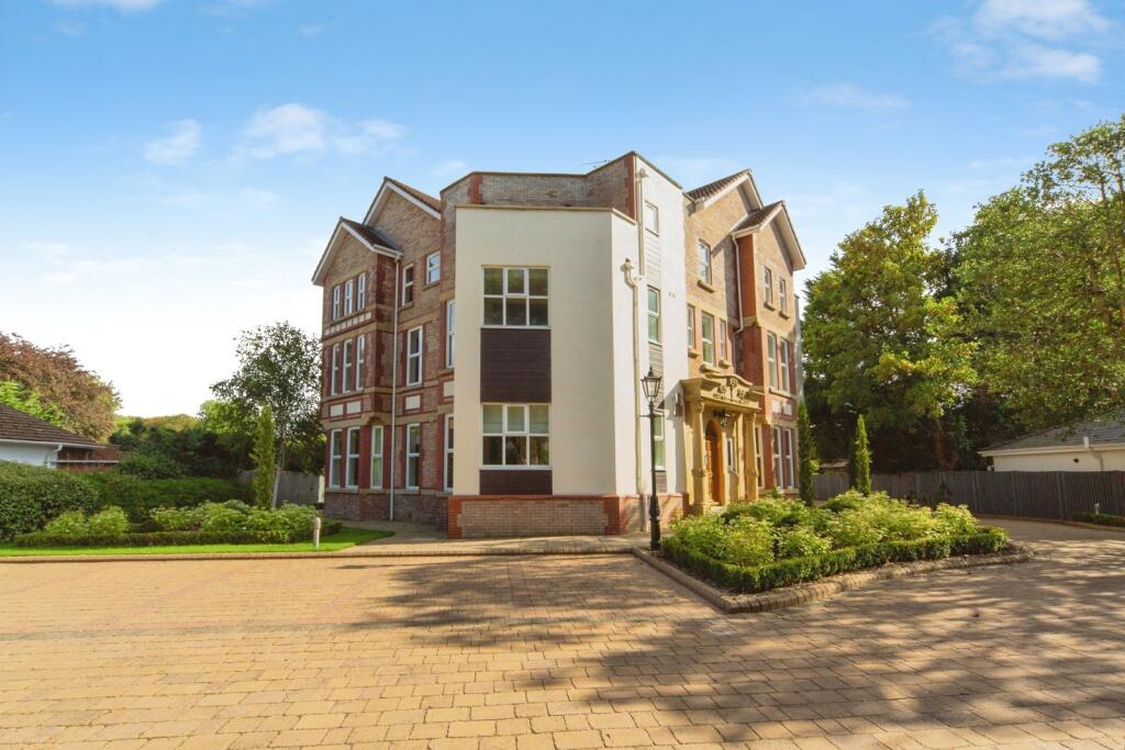 Main image of property: Victoria Road, Formby, Liverpool, Merseyside, L37