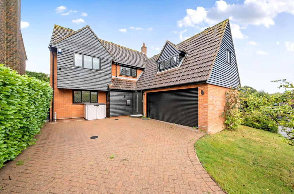 Main image of property: High Meadow, Dunmow, Essex, CM6