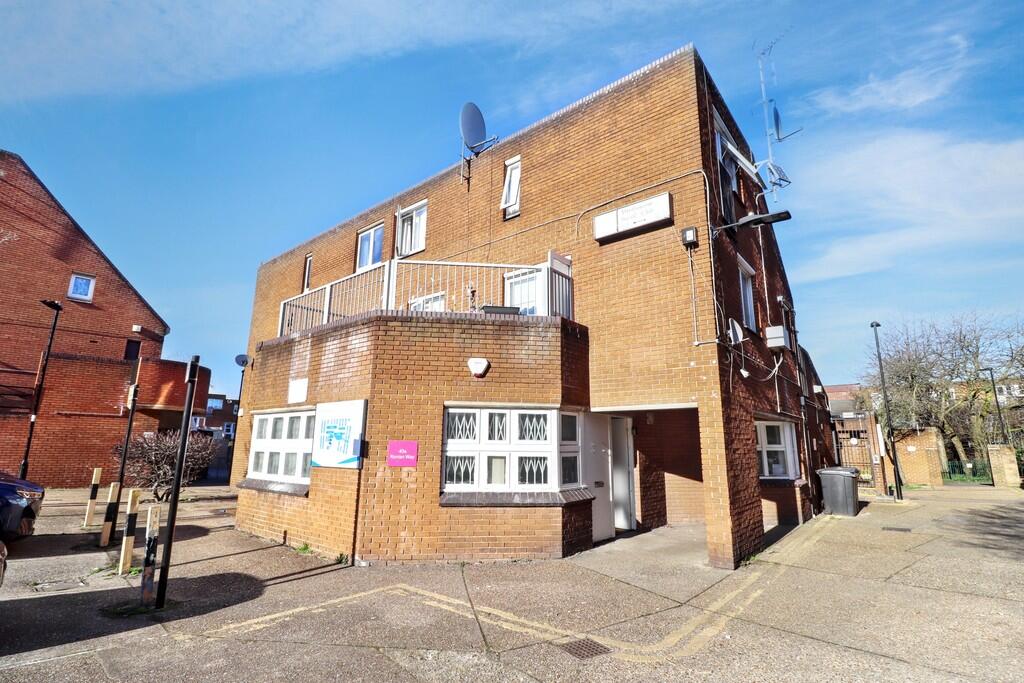 Main image of property: Roman Way, Barnsbury