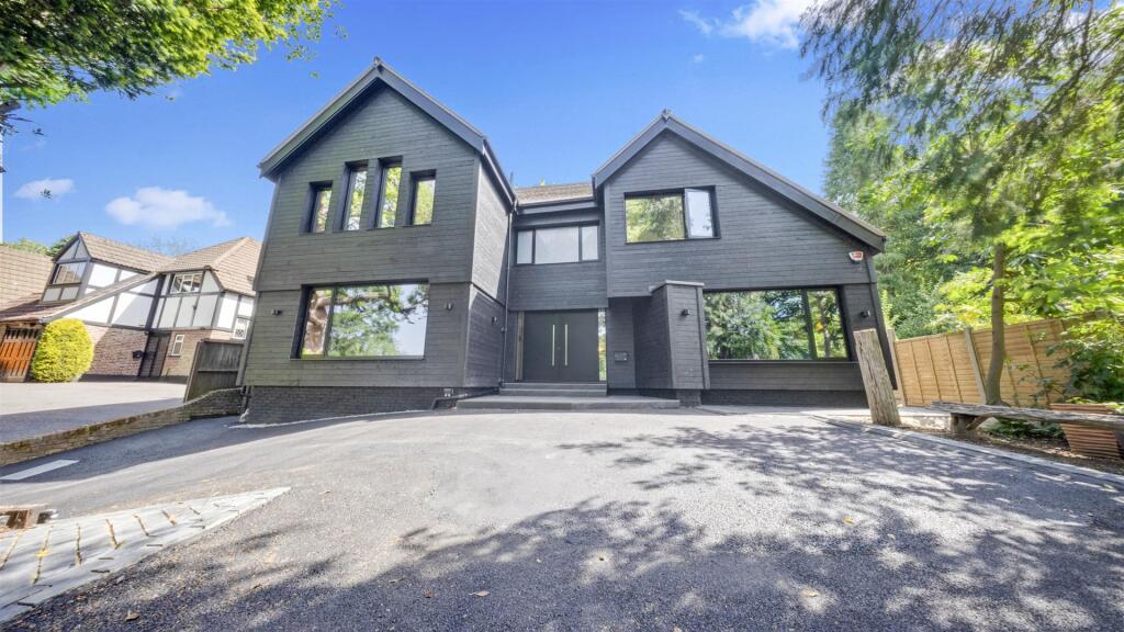 Main image of property: Newlands, South Hill, Chislehurst