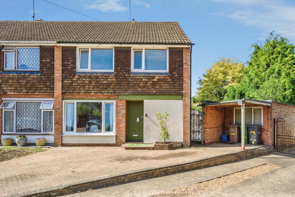 Main image of property: Browns Close, Luton, Bedfordshire, LU4