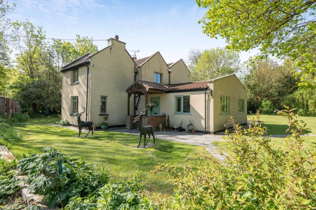 Main image of property: Charming period home with separate detached 2-bed lodge