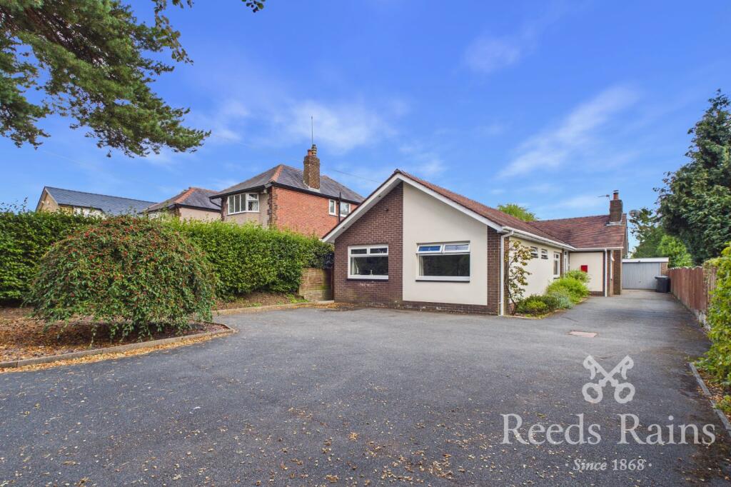 Main image of property: Lancaster Lane, Leyland, Lancashire, PR25