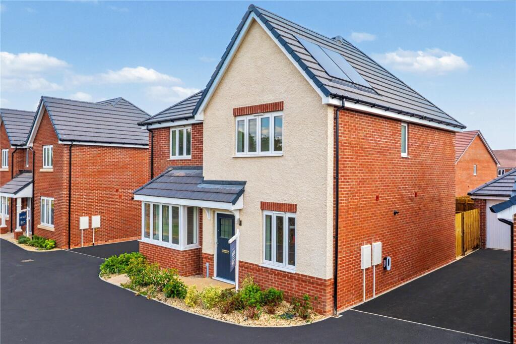 Main image of property: 37 Mill Meadows, Brookend Lane, Kempsey, Worcestershire, WR5