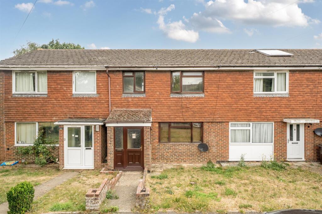 Main image of property: Lodge Gardens, Ulcombe