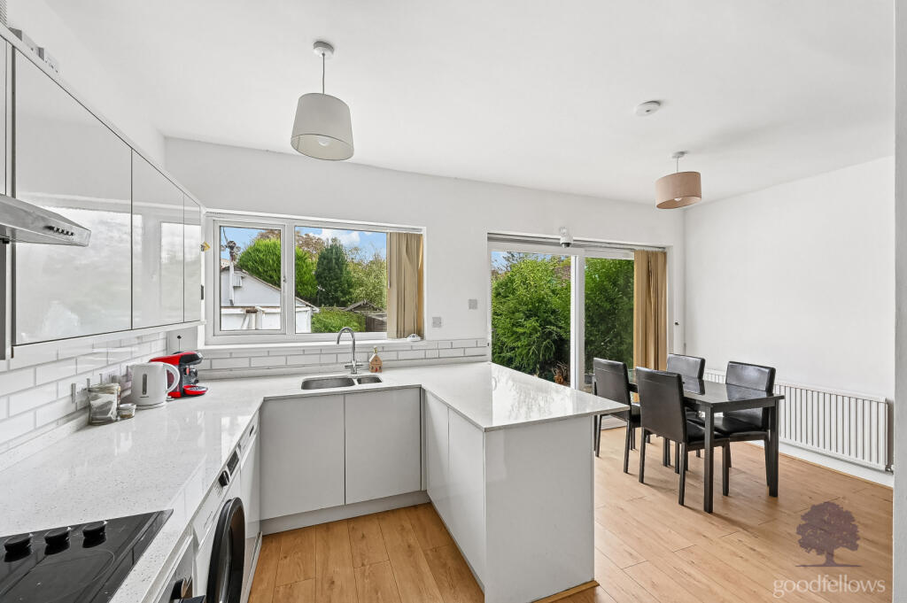 Main image of property: Martin Grove, Morden, SM4