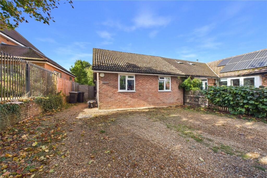 Main image of property: Upper Basildon, Reading, Berkshire, RG8