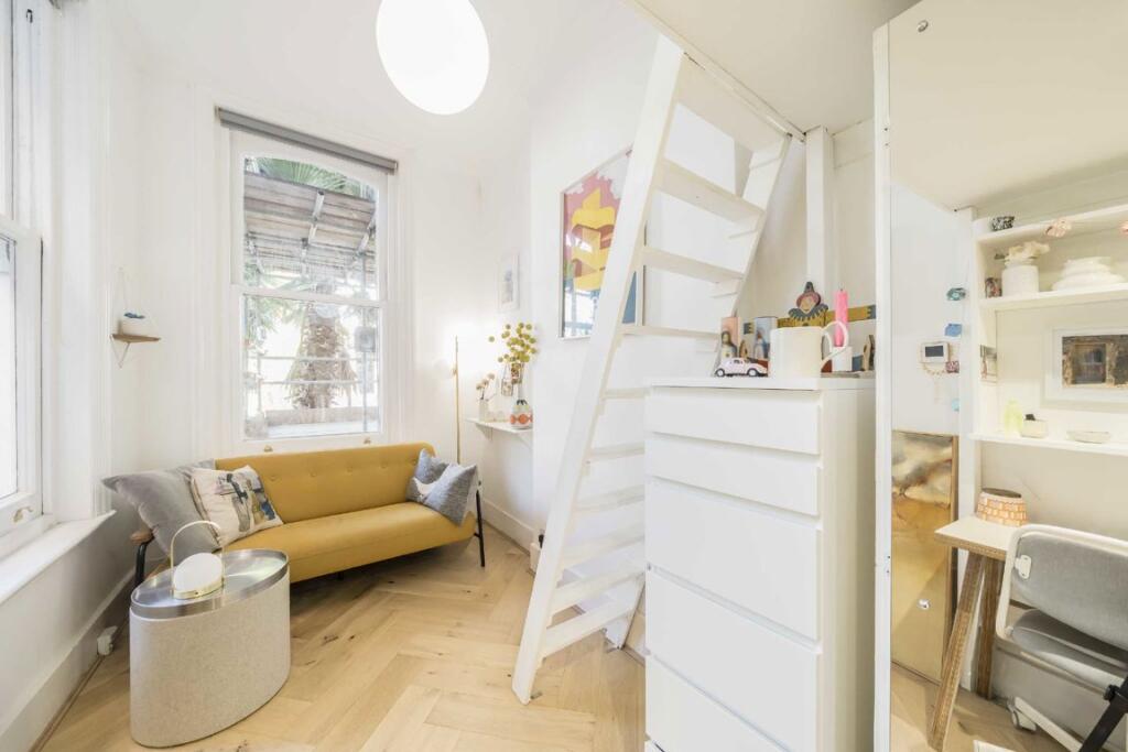 Main image of property: Compayne Gardens, West Hampstead