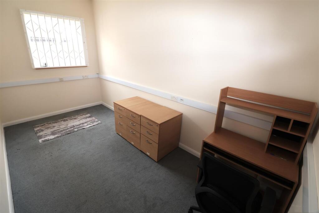Main image of property: The Vale, London