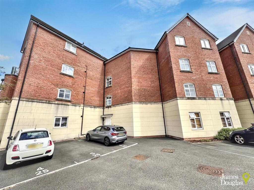 Main image of property: Flat 11, 25 Swan Crescent, Newport