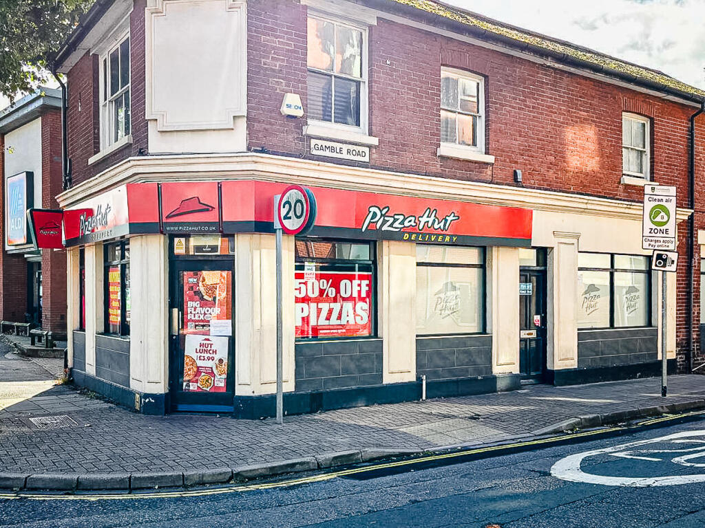 Main image of property: 90 Kingston Crescent, Portsmouth