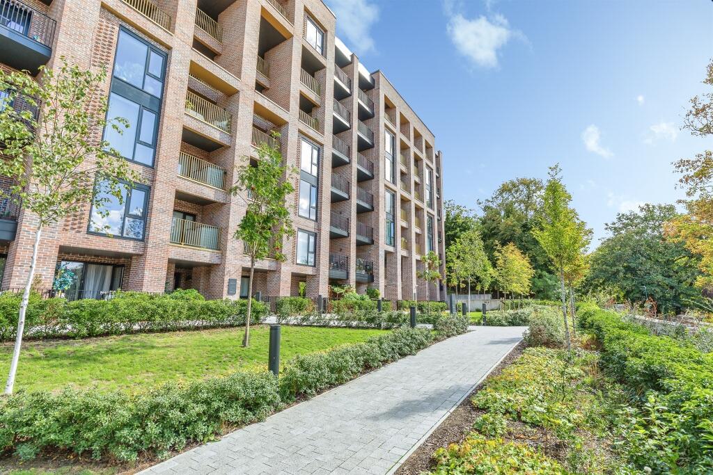 Main image of property: Whiffens Avenue, Chatham