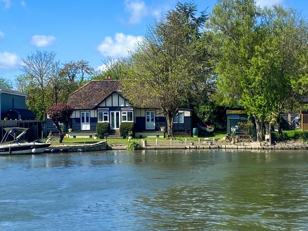 Main image of property: Laleham Reach, KT16