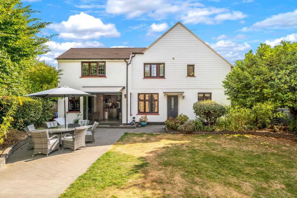 Main image of property: Gills Hollow, Radlett, WD7
