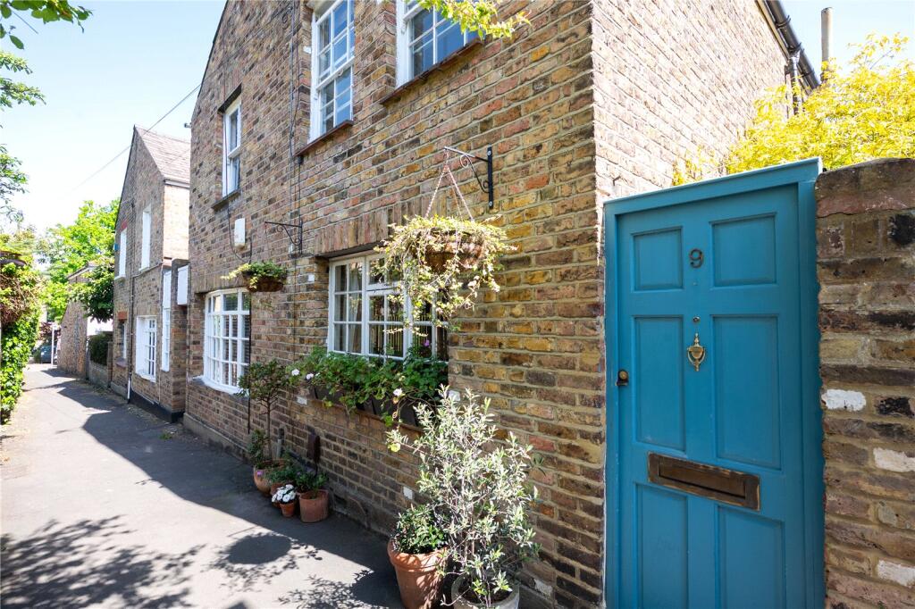 Main image of property: Albany Passage, Richmond