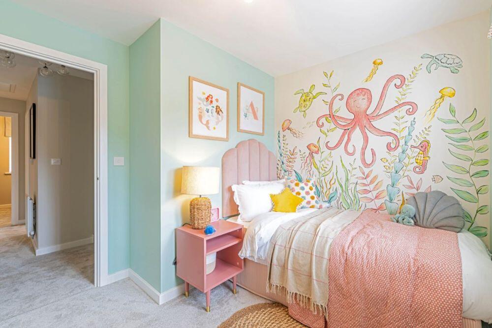 Main image of property: KILNWOOD VALE, Faygate, West Sussex, RH12 0AQ