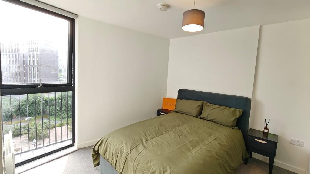 Main image of property: VOX, M15