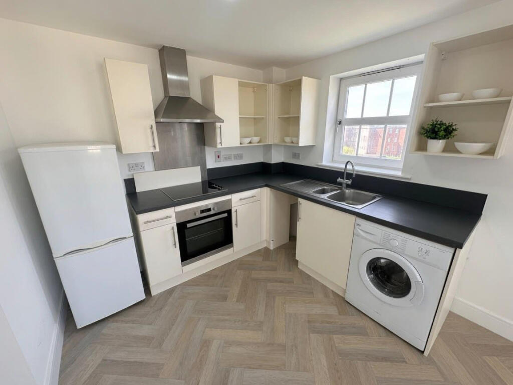 Main image of property: chelwater, Great Baddow, Essex, CM2