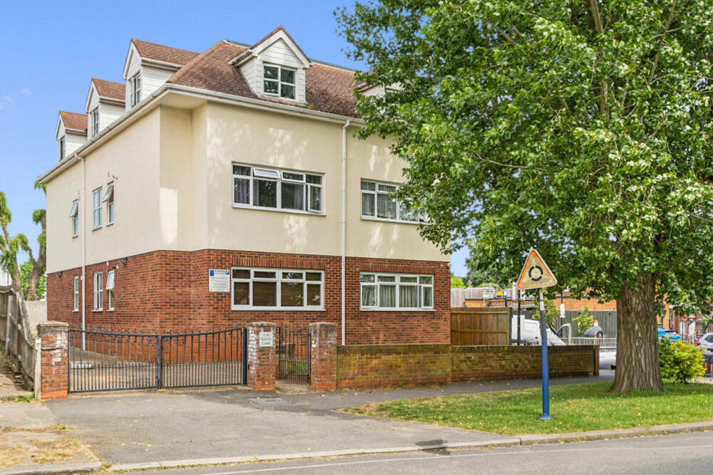 Main image of property: Shaftesbury Avenue, South Harrow, Harrow, HA2