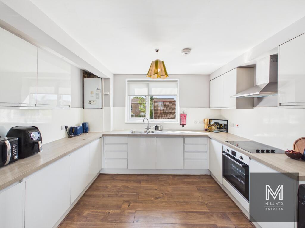 Main image of property: Room 2, 46a Bishopthorpe Road, Bristol, Bristol