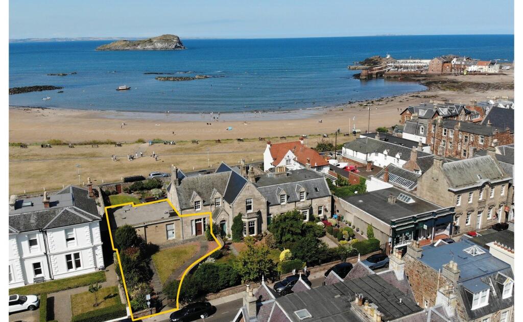 Main image of property: 12A Westgate, North Berwick, East Lothian, EH39 4AF