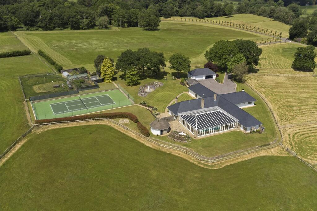Main image of property: Monks Walk, Farnham, Surrey, GU9
