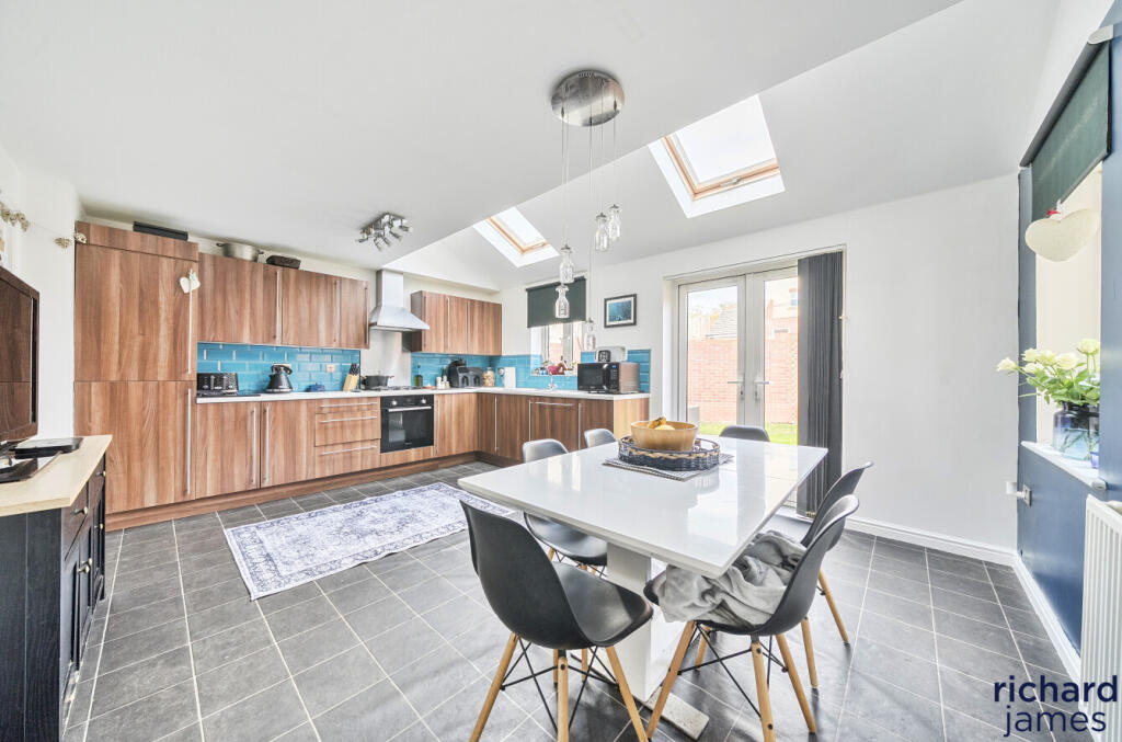 Main image of property: Cloatley Crescent, Royal Wootton Bassett, Royal Wootton Bassett, SN4