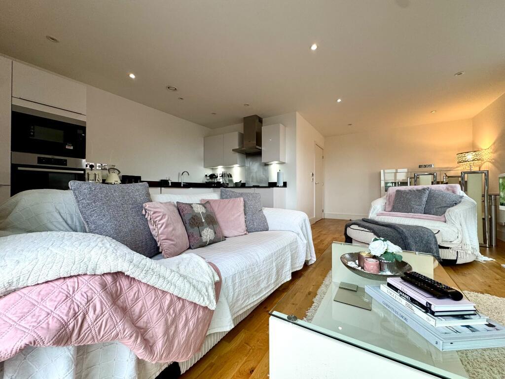 Main image of property: Cityview Point, Leven Road, Tower Hamlets, London