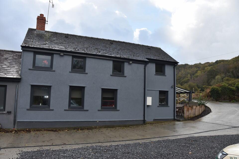 Main image of property: Trewennol, Felindre