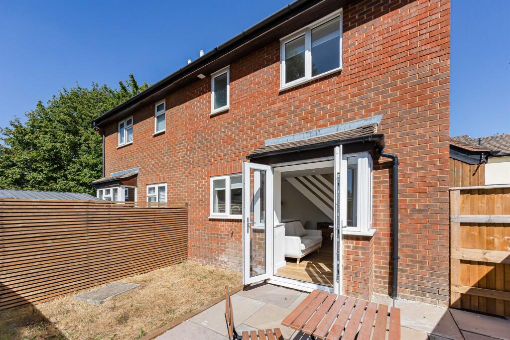 Main image of property: Watlington OX49