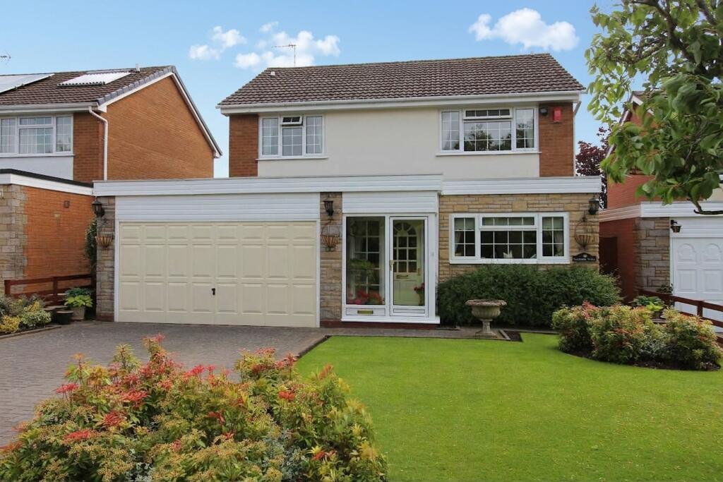 Main image of property: Shortland Close, Knowle, B93